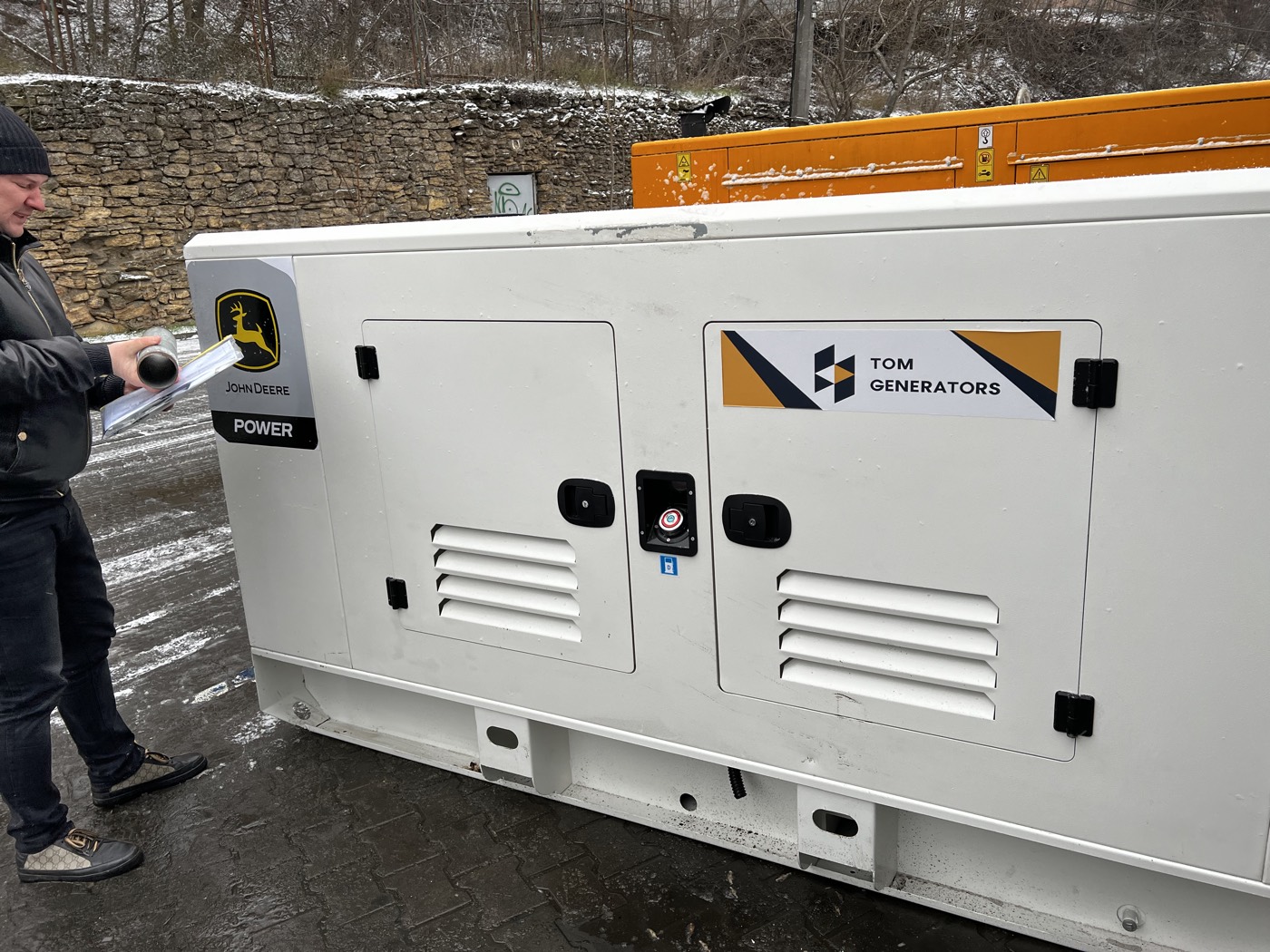 John Deere powered generator set in Tom Generators livery